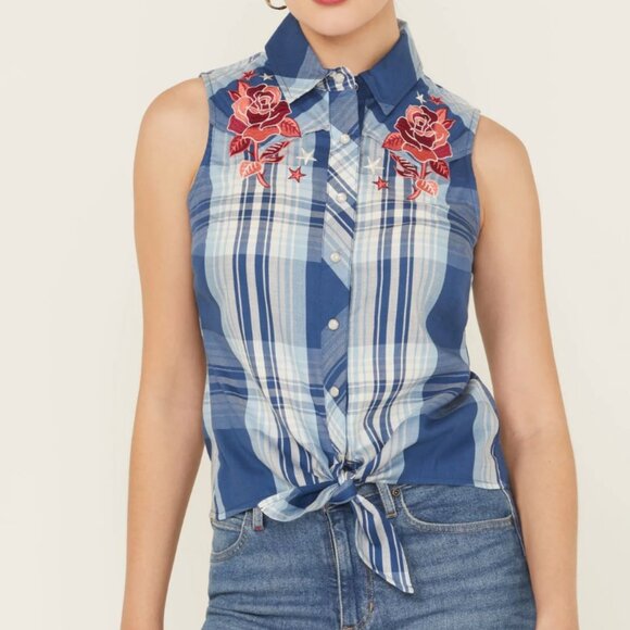 Idyllwind - Blue Plaid Print Embroidered Front Sleeveless Snap Western Shirt - Picture 1 of 6
